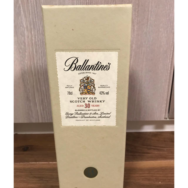 BALLANTYNE CASHMERE(バランタインカシミヤ)のバランタイン30年 新品未開封 食品/飲料/酒の酒(ウイスキー)の商品写真