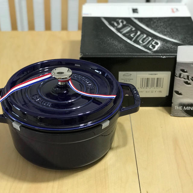 新品】STAUB ストウブ ココットロンド 22センチ ダークブルー-