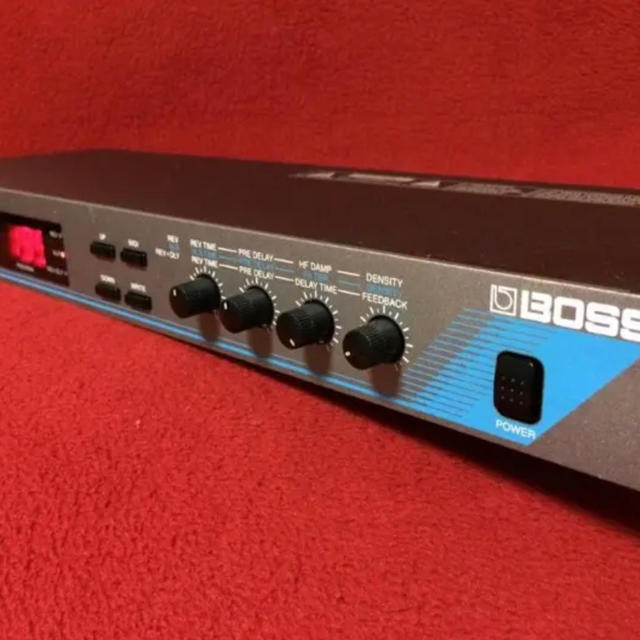 BOSS(ボス)のBOSS-RV-70　ボーカルエフェクターボス 楽器のレコーディング/PA機器(エフェクター)の商品写真