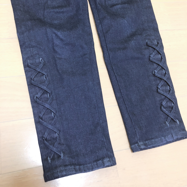 MAJESTIC LEGON(マジェスティックレゴン)のマジェスティックレゴン レースアップシガレットデニムパンツ レディースのパンツ(カジュアルパンツ)の商品写真