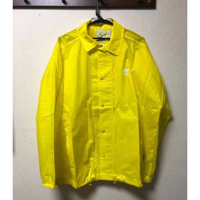 adidas コーチジャケット yellow