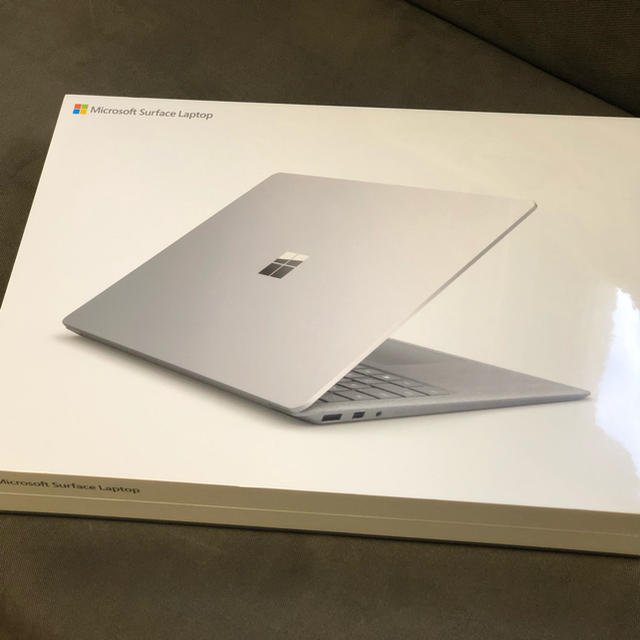 Microsoft(マイクロソフト)のSurface Laptop 2  新品 学割1.8万 キャッシュバック対象　 スマホ/家電/カメラのPC/タブレット(ノートPC)の商品写真