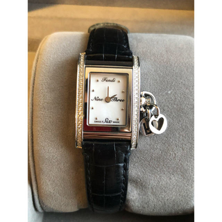 フェンディ(FENDI)のフェンディ  50石ダイヤモンド ベゼル 腕時計 付属品完品 美品(腕時計)