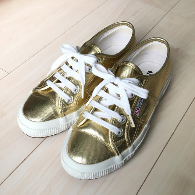 Superga Superga スペルガ ゴールド スニーカーの通販 By Mimi S Shop スペルガならラクマ