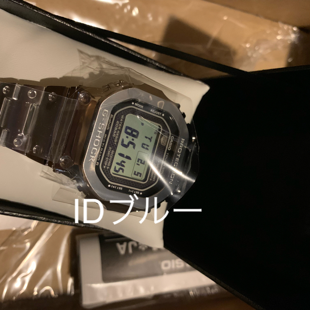 G-SHOCK(ジーショック)のG-SHOCK GMW-B5000D-1JF フルメタル シルバー 銀 メンズの時計(腕時計(デジタル))の商品写真