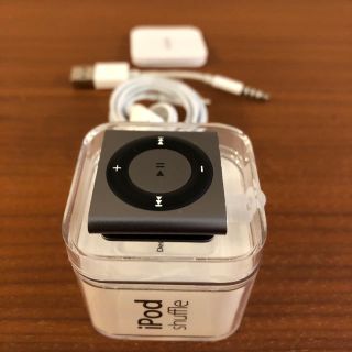 アップル(Apple)のiPod shuffle 2GB 2013年製(ポータブルプレーヤー)