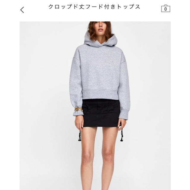 ZARA(ザラ)のZARA  クロップドフード付きトップス レディースのトップス(パーカー)の商品写真