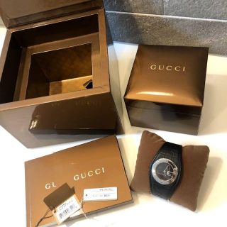 グッチ(Gucci)の【正規品】Gucci　104　時計　黒革BK(レザーベルト)