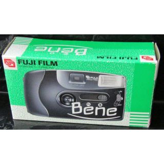 FUJI FILM　Bene(ベネ)　コンパクトカメラ(フィルムカメラ)