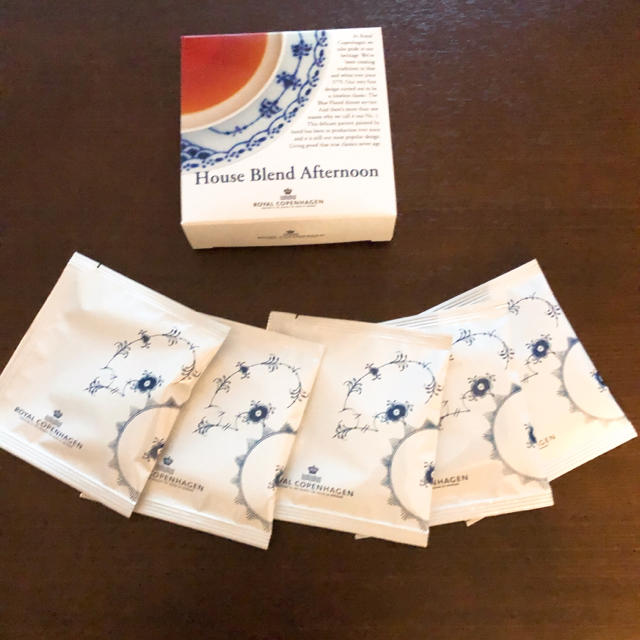 Royal Copenhagen ロイヤル コペンハーゲン 紅茶 ティーバッグの通販 By しぇりい S Shop ロイヤルコペンハーゲンならラクマ Royal Copenhagen ロイヤル コペンハーゲン 紅茶 ティーバッグの通販 By しぇりい S Shop ロイヤルコペンハーゲンならラクマ