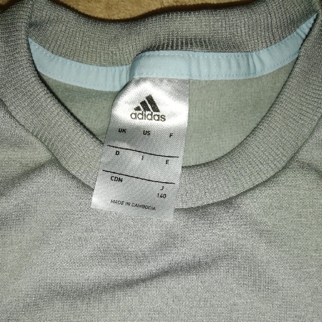 adidas(アディダス)のadidas☆トレーナー 140 キッズ/ベビー/マタニティのキッズ服男の子用(90cm~)(その他)の商品写真