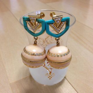 ジュジュ(joujou)のjoujou MILKYイヤリング(イヤリング)