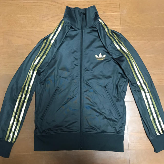 adidas originals ジャージ