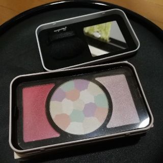 ゲラン(GUERLAIN)のゲラン　メテオリットマイパレット　免税店限定品　ハイライトフェイスパウダーチーク(フェイスパウダー)