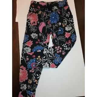 オールドネイビー(Old Navy)のまるこさま専用　オールドネイビー花柄裏起毛パンツ4AT(100)(パンツ/スパッツ)