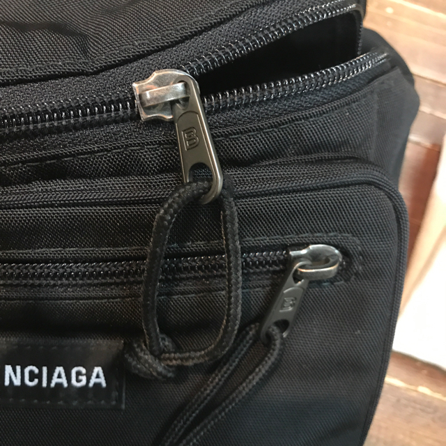 Balenciaga(バレンシアガ)の正規品 BALENCIAGA ショルダーバッグ ウエスト ポーチ メンズのバッグ(ウエストポーチ)の商品写真