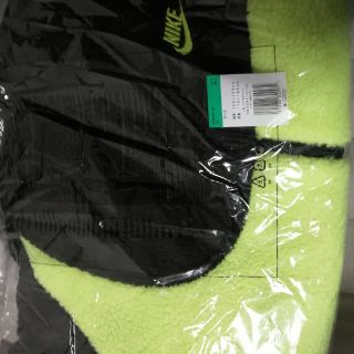 ナイキ(NIKE)のNIKE BIG SWOOSH BOA JACKET ボルトカラー ナイキ　ボア(ナイロンジャケット)