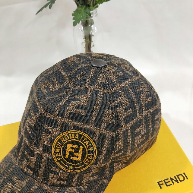 FENDI(フェンディ)のFENDI　キャップ メンズの帽子(キャップ)の商品写真