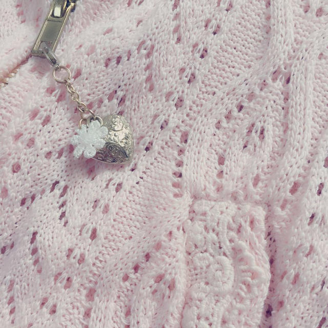 LIZ LISA(リズリサ)のLIZ♡タグ付き新品ピンク鍵編みパーカー レディースのトップス(パーカー)の商品写真