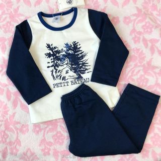 プチバトー(PETIT BATEAU)の《お値下げ》新品 プチバトー♡ 裏起毛バイカラープリント長袖パジャマ 2ans(パジャマ)