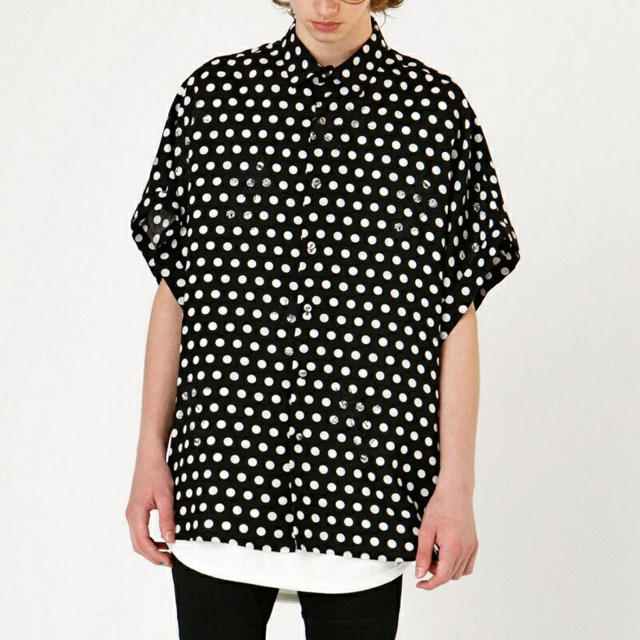 SHAREEF(シャリーフ)の【カ〜マ〜様専用】SHAREEF 17SS DOT S/S SHIRTS  2 メンズのトップス(シャツ)の商品写真