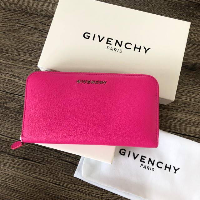 激安本物 GIVENCHY - レア‼︎ 新品♡ ジバンシー ピンク ラウンド 長