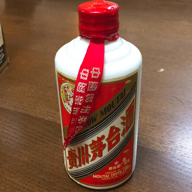 貴州茅台酒、マオタイ酒、天女ラベル、古酒 食品/飲料/酒の酒(その他)の商品写真