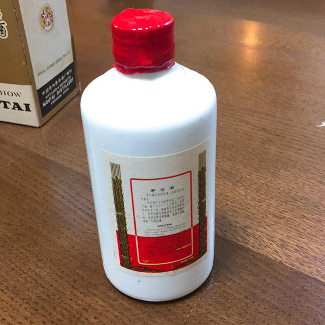 貴州茅台酒、マオタイ酒、天女ラベル、古酒 食品/飲料/酒の酒(その他)の商品写真