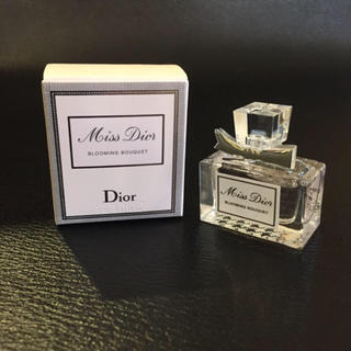 ディオール(Dior)の新品未開封❤︎ディオール ミスディオール ミニ香水 (香水(女性用))