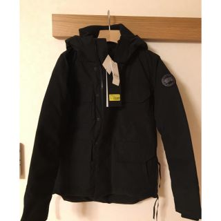 カナダグース(CANADA GOOSE)の貴重なブラックラベル。新品未使用。カナダグースMAITLAND PARKA(ダウンジャケット)