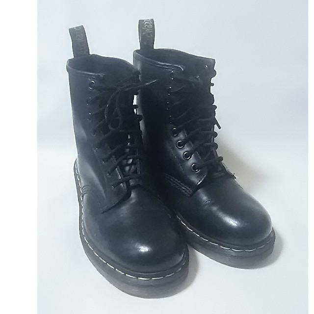 Dr.Martens(ドクターマーチン)の
名作絶対王道!ドクターマーチン高級8ホールブーツ人気黒！


 レディースの靴/シューズ(ブーツ)の商品写真