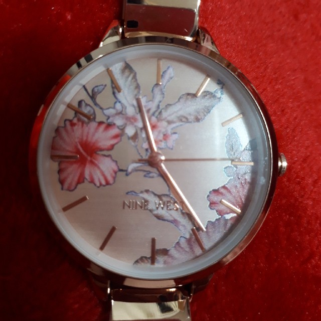 再値下げ 美品 watch m-24 腕時計 レディースのファッション小物(腕時計)の商品写真