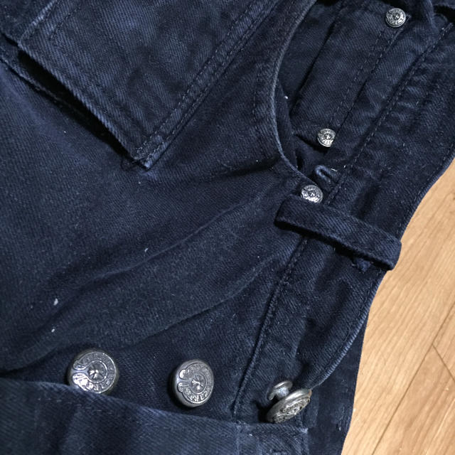 Chrome Hearts(クロムハーツ)のクロムハーツ ブラックショートデニムパンツ メンズのパンツ(デニム/ジーンズ)の商品写真
