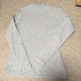 ユニクロ(UNIQLO)のモックネック グレー リブ(カットソー(長袖/七分))