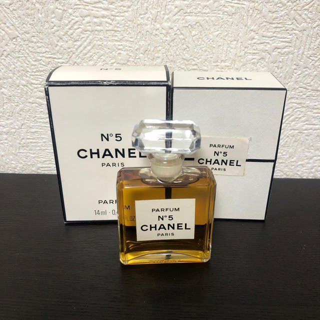 CHANEL - シャネル No.5 14mlの通販 by sora｜シャネルならラクマ