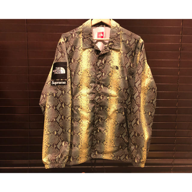 supreme  x north face  snake skin size Ｍジャケット/アウター