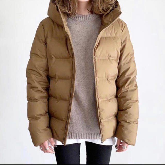 UNIQLO - 【完売品】ユニクロ シームレスダウンパーカー ブラウン Lの