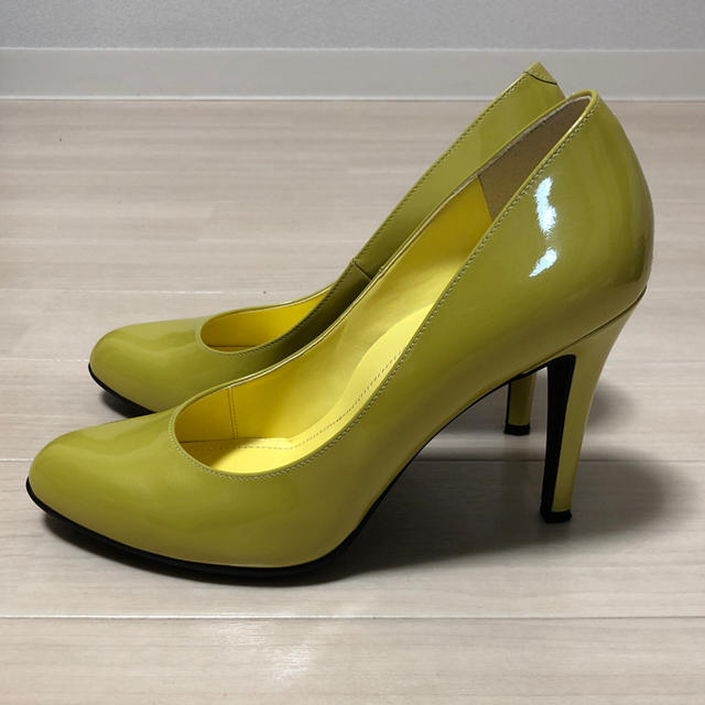 DIANA(ダイアナ)のDIANA エナメルパンプス レディースの靴/シューズ(ハイヒール/パンプス)の商品写真