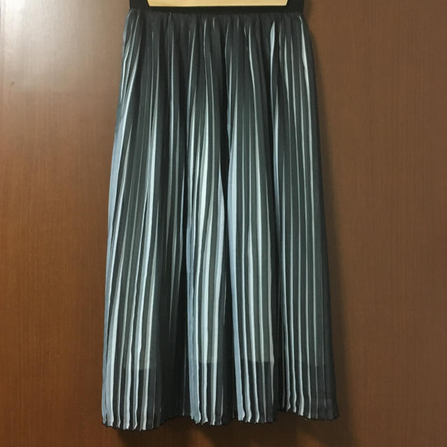 AMERICAN RAG CIE(アメリカンラグシー)の専用アメリカンラグシー シホンプリーツスカート レディースのスカート(ひざ丈スカート)の商品写真