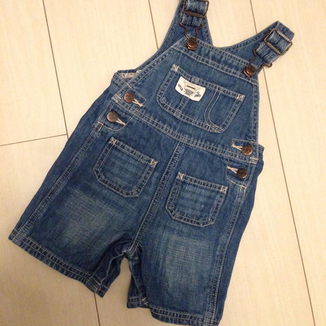 GAP(ギャップ)のGAP デニムサロペット キッズ/ベビー/マタニティのキッズ服男の子用(90cm~)(その他)の商品写真