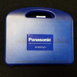 パナソニック(Panasonic)の値下げ！　新品　eneloop  ニッケル水素電池　　　　　　　　　充電器セット(その他)