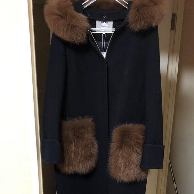 Rirandture(リランドチュール)のriona662’s様専用リランドチュール コート レディースのジャケット/アウター(毛皮/ファーコート)の商品写真