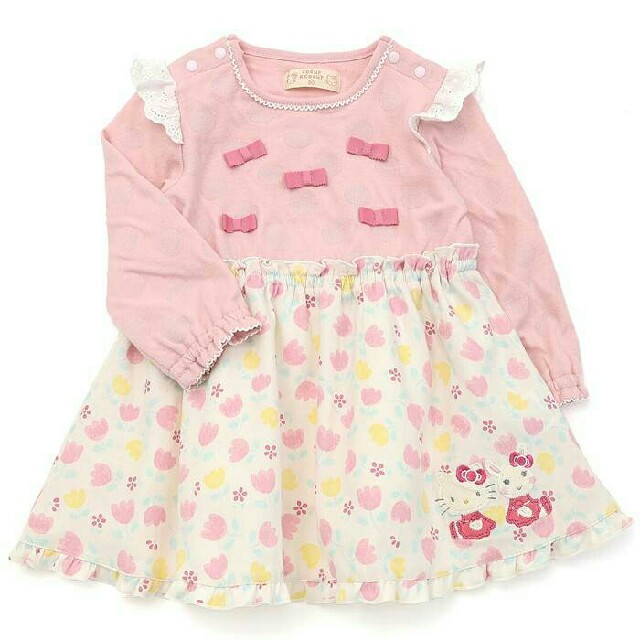 coeur a coeur(クーラクール)のクーラクール　キティコラボ110 キッズ/ベビー/マタニティのキッズ服女の子用(90cm~)(ワンピース)の商品写真