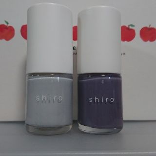 シロ(shiro)のshiro  ネイル(マニキュア)