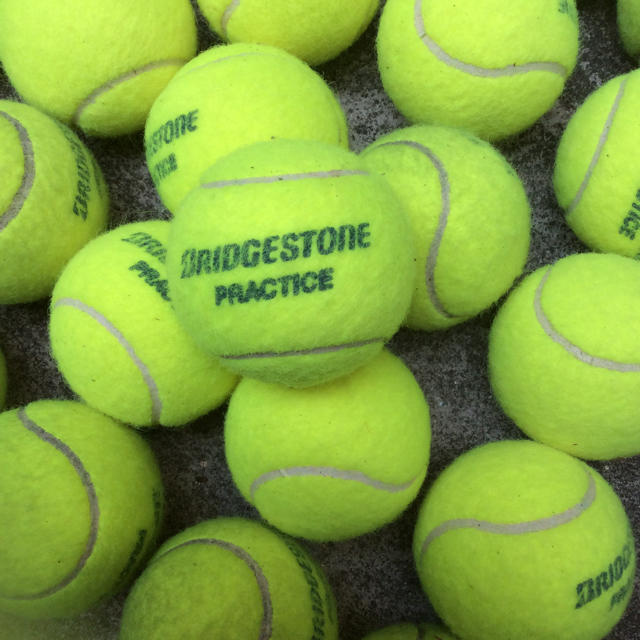 Bridgestone ブリヂストン 練習用 テニスボール 中古の通販 By Abcdcyu S Shop ブリヂストンならラクマ