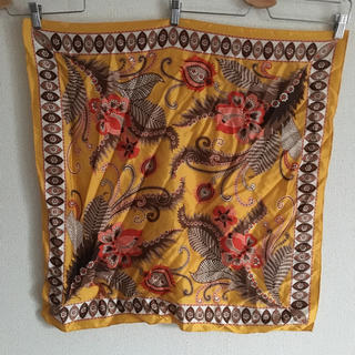 イギリスで買ったヴィンテージ スカーフ バンダナ アクセサリー(バンダナ/スカーフ)