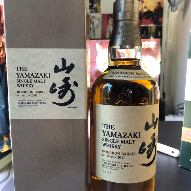 サントリー(サントリー)の激レア【未開栓】サントリー 山崎 シングルモルト バーボンバレル 2011 食品/飲料/酒の酒(ウイスキー)の商品写真