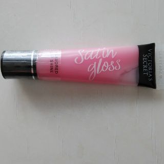 ヴィクトリアズシークレット(Victoria's Secret)のリップグロス☆VICTORIA′S SECRET☆新品・未使用(リップグロス)