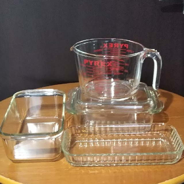 Pyrex(パイレックス)のパイレックス容器等4品セット🌼 インテリア/住まい/日用品のキッチン/食器(調理道具/製菓道具)の商品写真