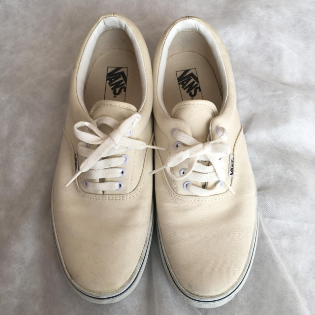 VANS(ヴァンズ)のVANS ERA 28㎝ メンズの靴/シューズ(スニーカー)の商品写真